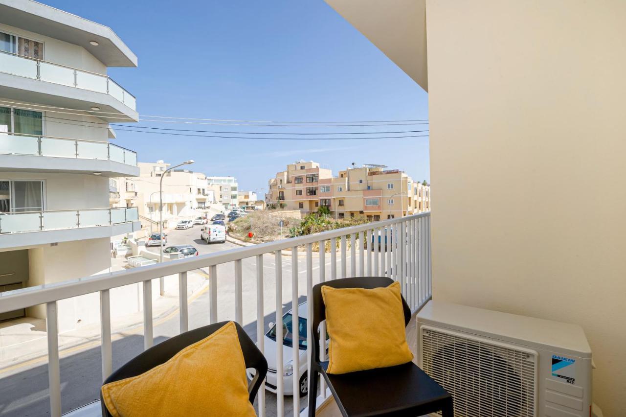 Summer Breeze Comfort Sunny Apartments Close To The Sandy Beaches - By Getawaysmalta メーリッハ エクステリア 写真