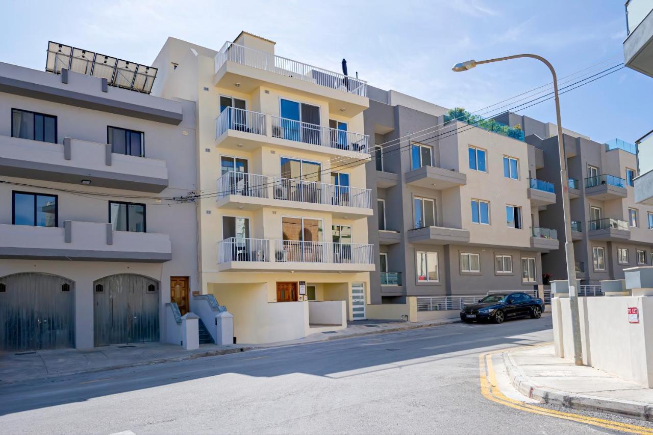 Summer Breeze Comfort Sunny Apartments Close To The Sandy Beaches - By Getawaysmalta メーリッハ エクステリア 写真